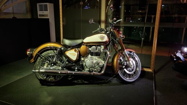 https://www.mobilemasala.com/auto-news/Royal-Enfield-sales-surge-11-in-September-2024-exports-up-by-77-i304755