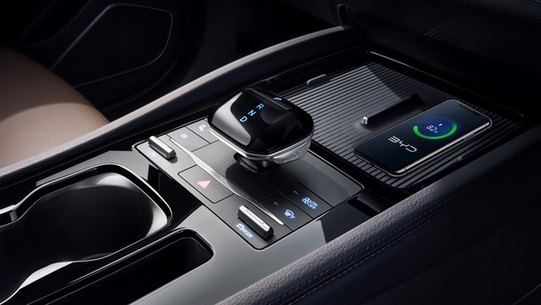 Wireless phone chargers and a new plush gear selector is also included as a part of the complete package. Other safety features include six airbags, a 360-degree camera, a tyre pressure monitoring system (TPMS) and the ADAS level of the vehicle is not yet stated by the manufacturer.