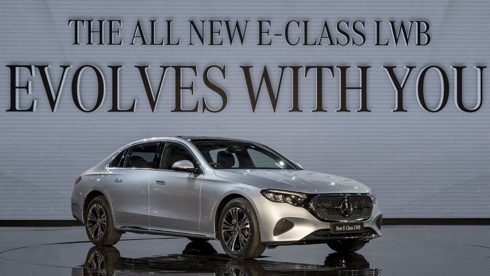 Mercedes-Benz E-Class LWB
