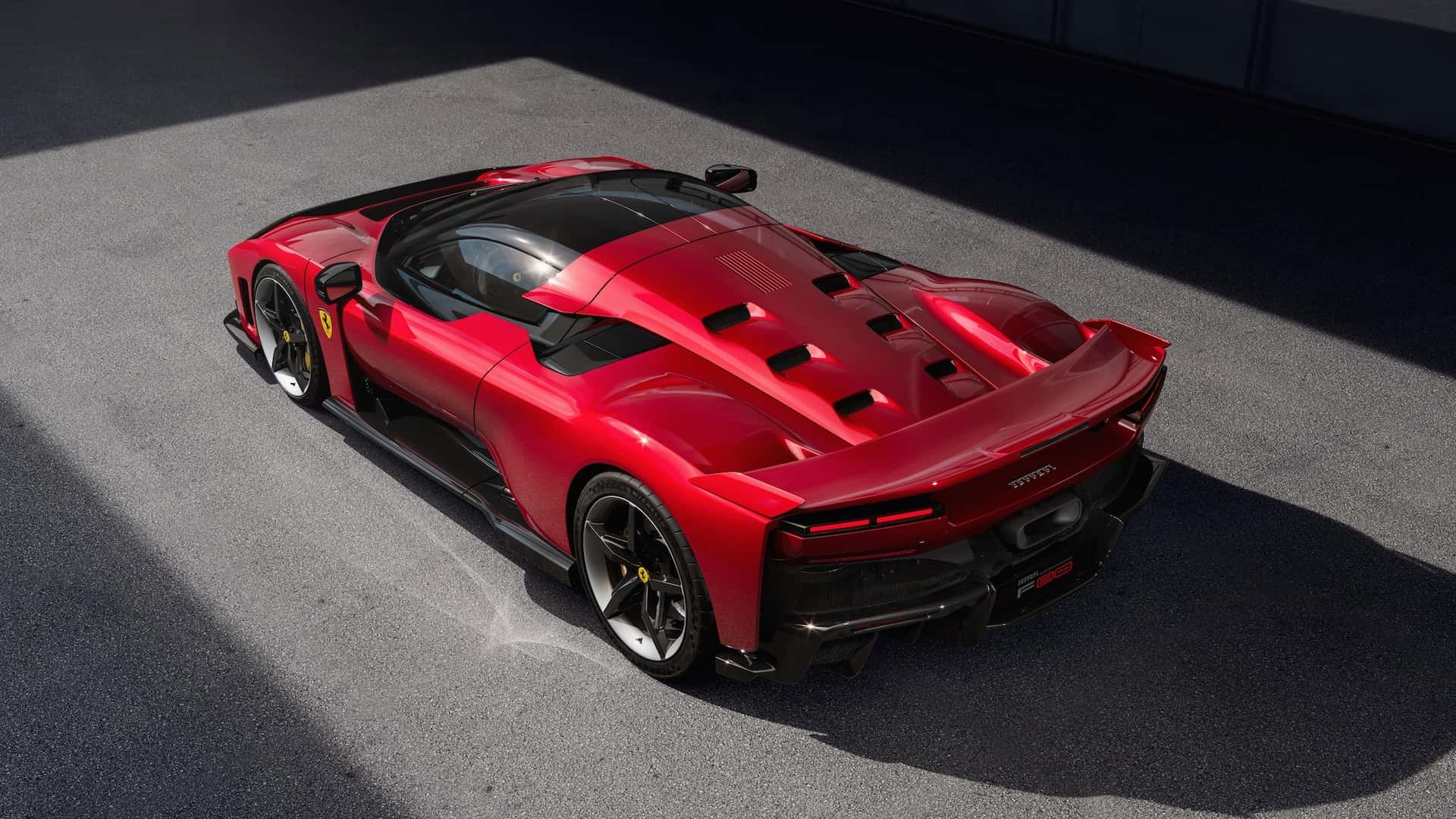 The Ferrari F80 packs a 3.0-litre V6 engine combined with three electric motors, two on the front axle and one on the rear axle for a total output of 1,184 bhp 