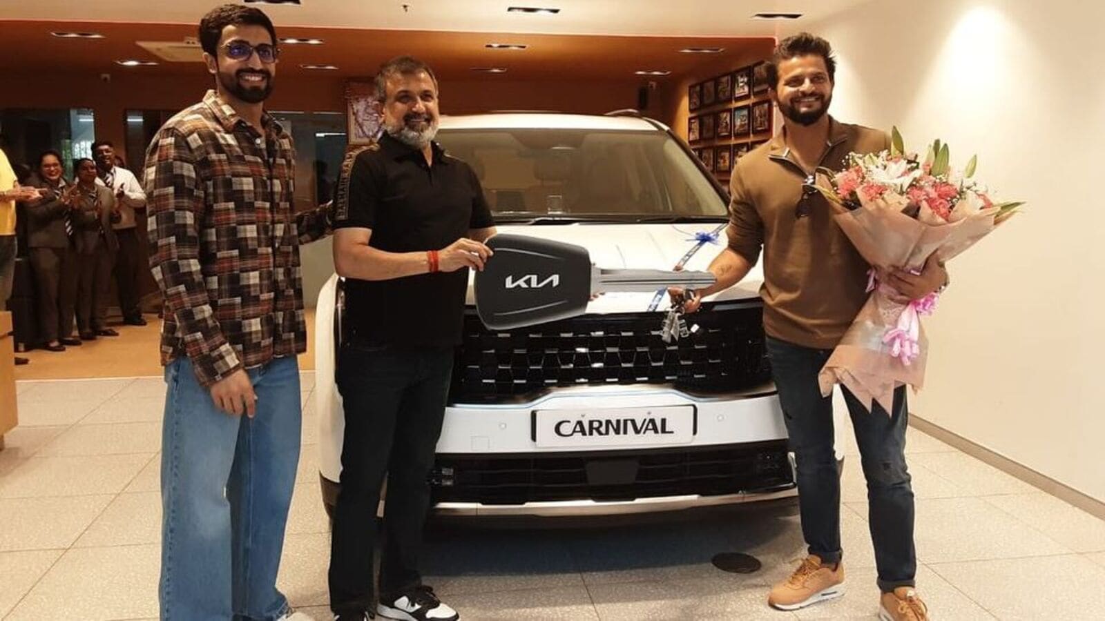 Cricketer Suresh Raina brings home the new-gen Kia Carnival worth ₹64 lakh