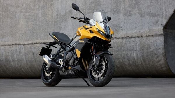 In pics: Triumph Tiger Sport 800 unveiled, could replace Tiger 850 Sport