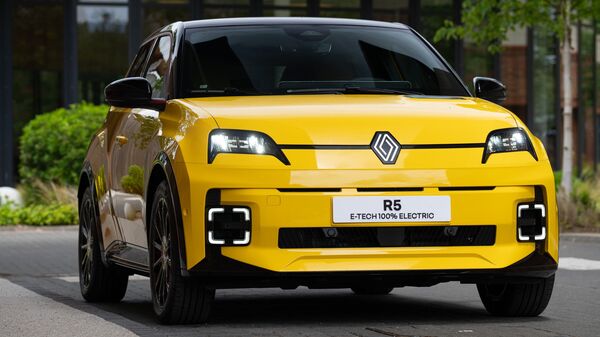 The new Renault 5 gets bi-directional charging