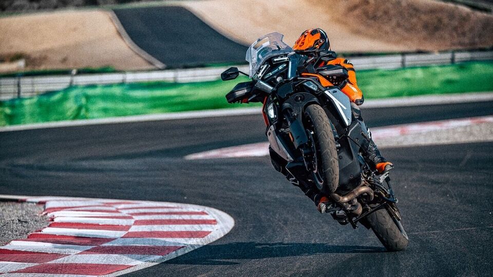 In Pics: 2025 KTM 1390 Super Adventure S Evo