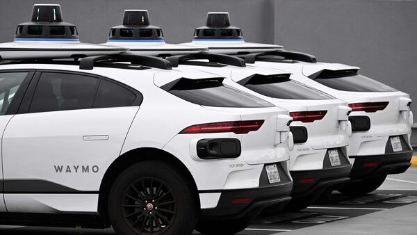 waymo driverless cabs
