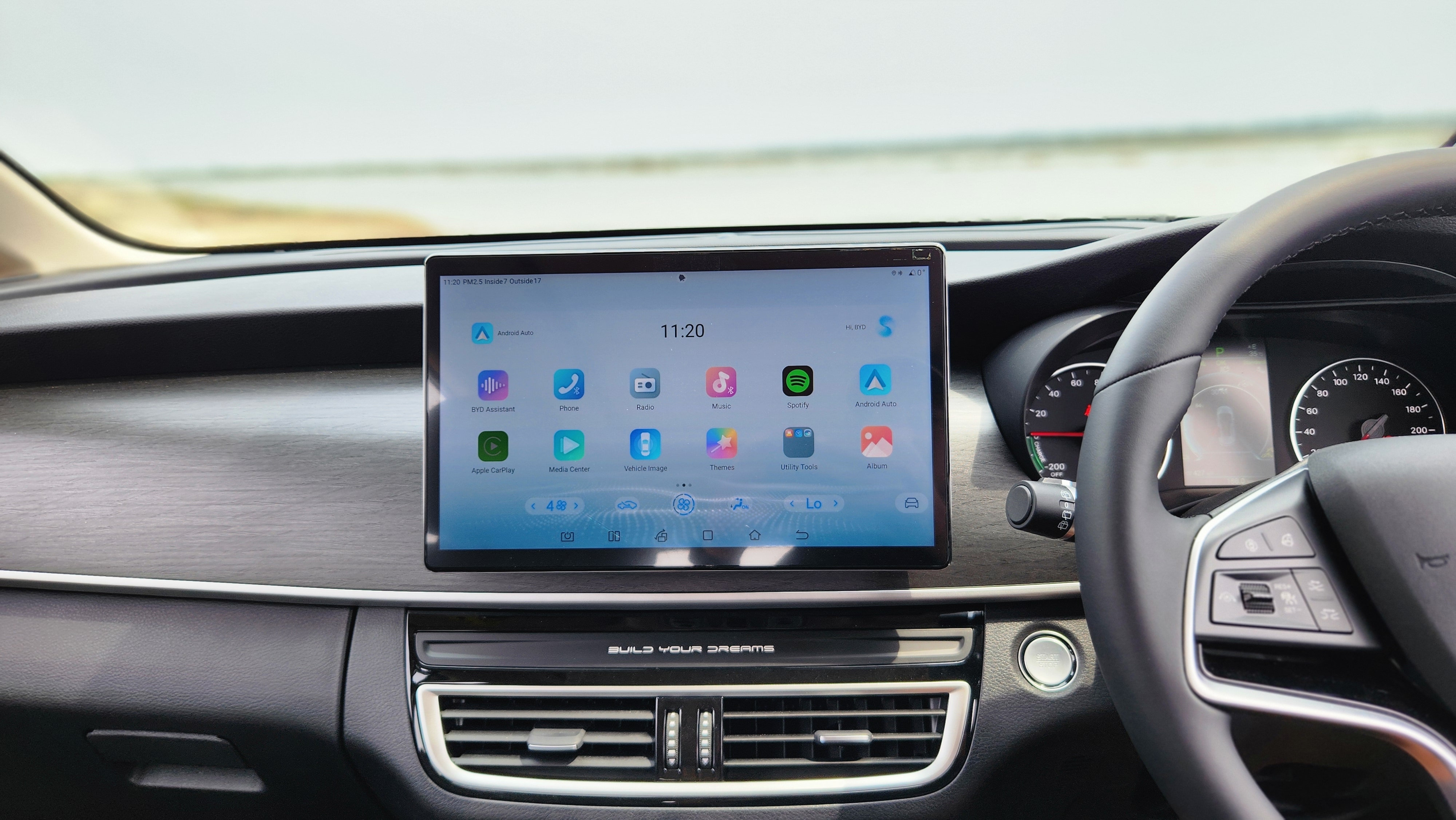 The centre touchscreen infotainment system is now a 12.8 inch unit instead of the 10 inch unit found in the e6