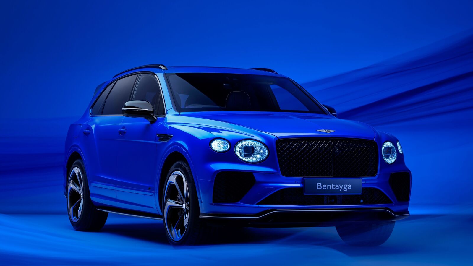 Bentley’s new ‘Nila’ Blue colour showcases collaboration with designer Supriya Lele