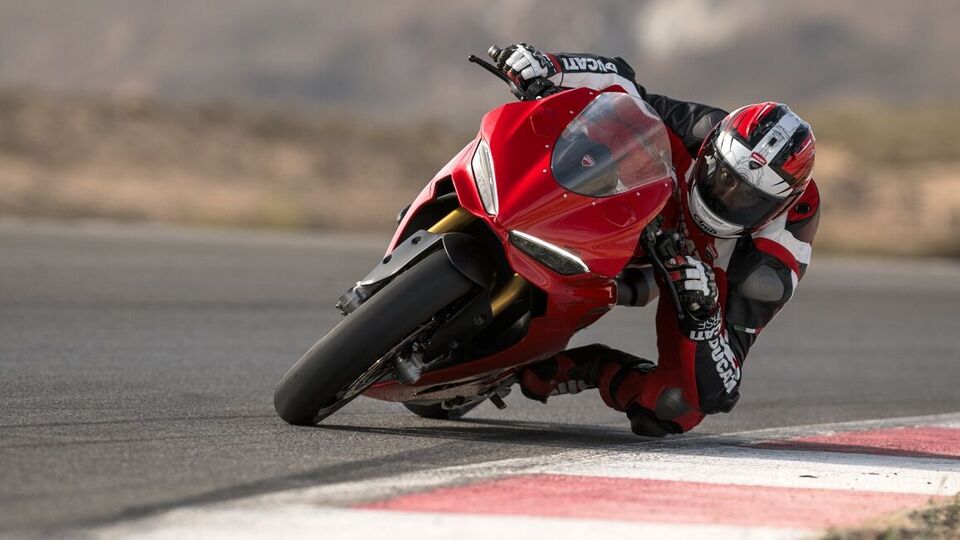 2025 Ducati Panigale V2