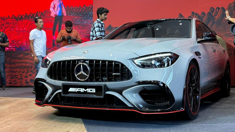 Mercedes-AMG C 63 S E Performance