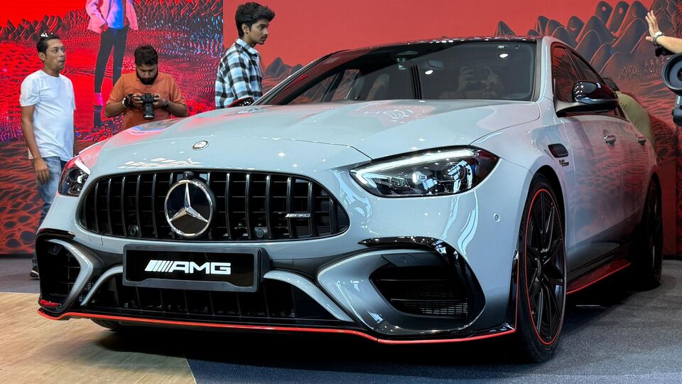 Mercedes-AMG C 63 S E Performance