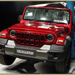 Bharat NCAP tested AX5L and MX3 variants of the Thar Roxx. The SUV comes equipped with six airbags, 3-point seatbelts for all passengers, Electronic Stability Control (ESC), and Seatbelt Reminder (SBR) as standard.