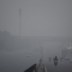 Delhi-NCR has been fighting another winter full of deadly pollution levels. The national capital and adjacent cities have been witnessing thick layers of smog every day, which is engulfing the cities throughout the day, not only creating low visibility for motorists but also breathing troubles for many citizens alongside other problems.