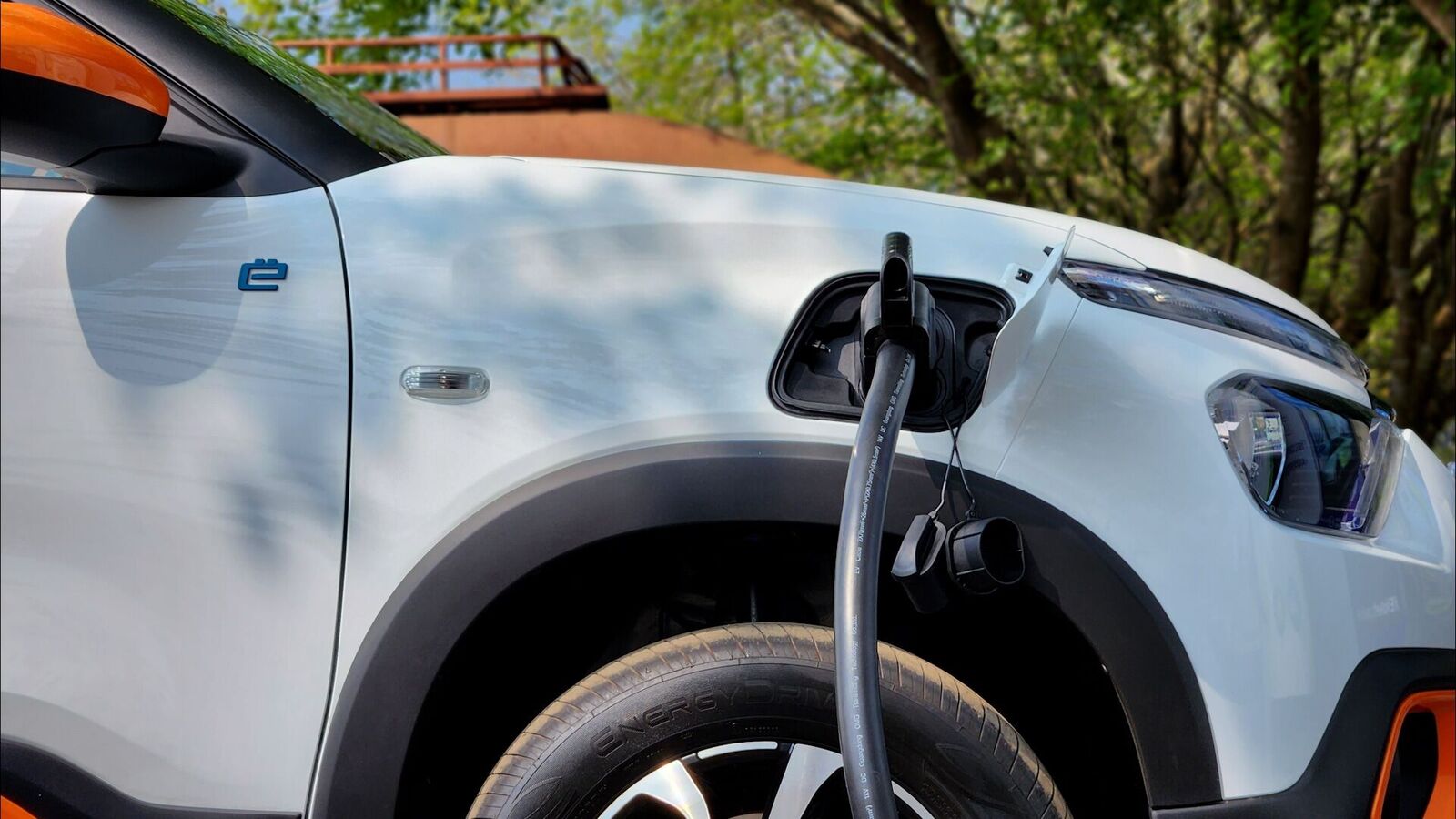 This Indian state fully exempts electric vehicles from road tax and registration fees. Know more