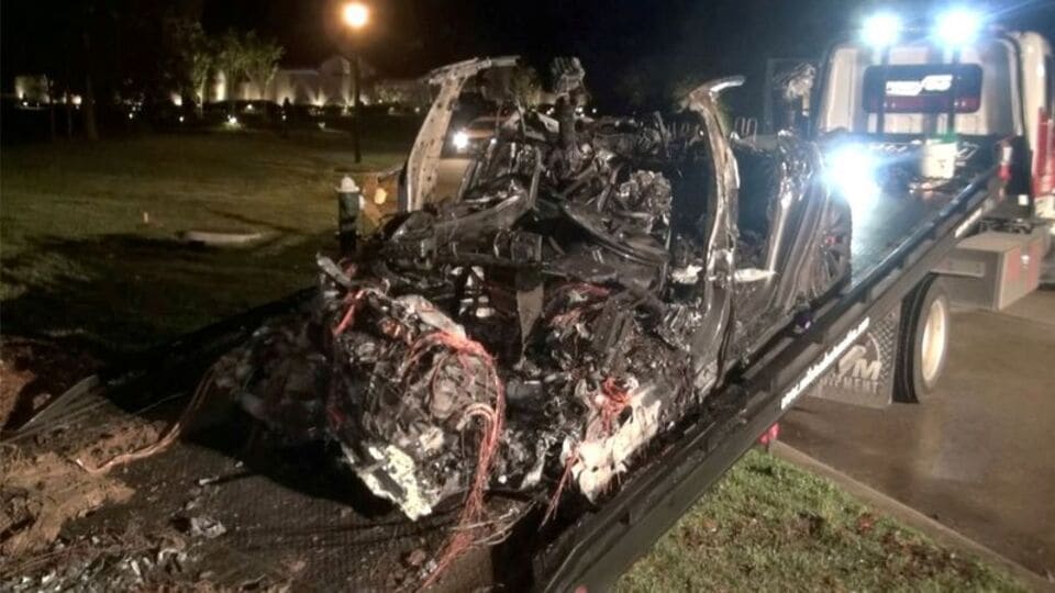 Tesla autopilot crash