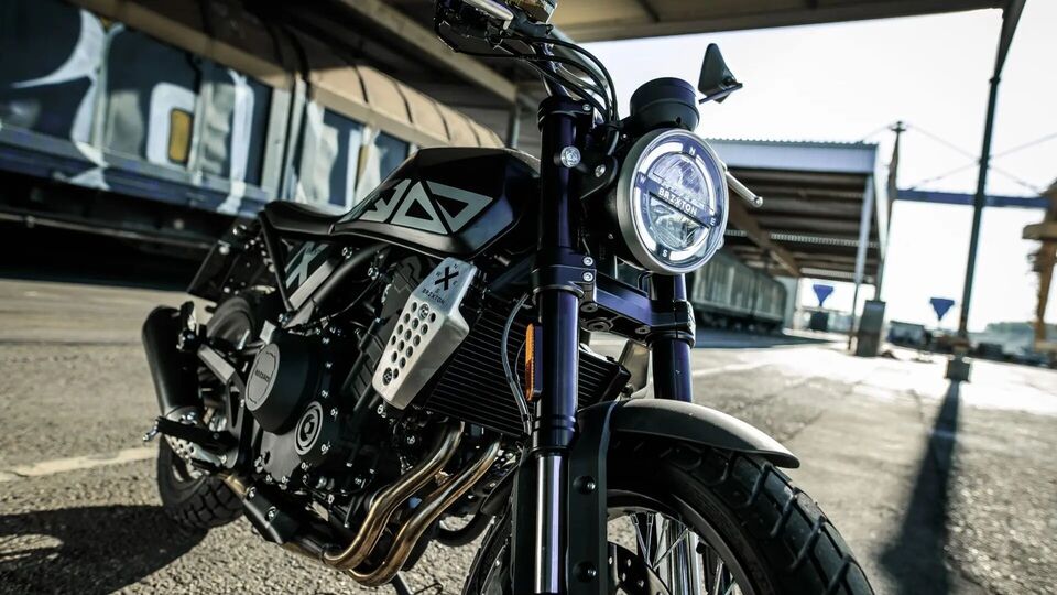 Brixton Crossfire 500X