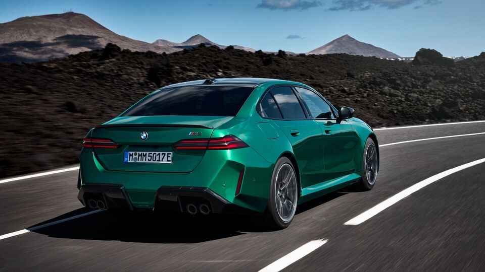 2025 BMW M5 