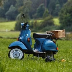 Here are the key tips to help you choose the right tyre for your scooter.