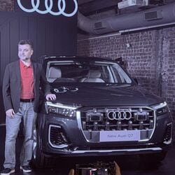 The Audi Q7 facelift has been launched at  ₹88.66 lakh, ex-showroom. It is available in two trim levels - Premium Plus and Technology.
