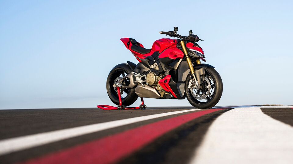 Ducati Streetfighter V4