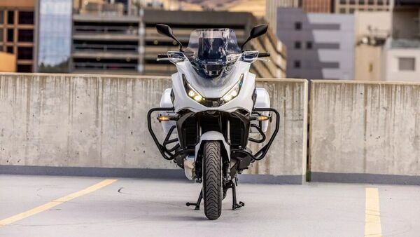 https://www.mobilemasala.com/auto-news/Hondas-Latest-Innovation-A-Motorcycle-Crafted-for-US-Police-Forces-i323567