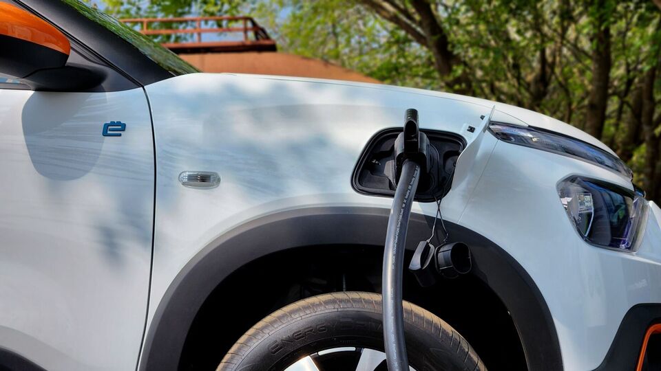 Electric vehicle