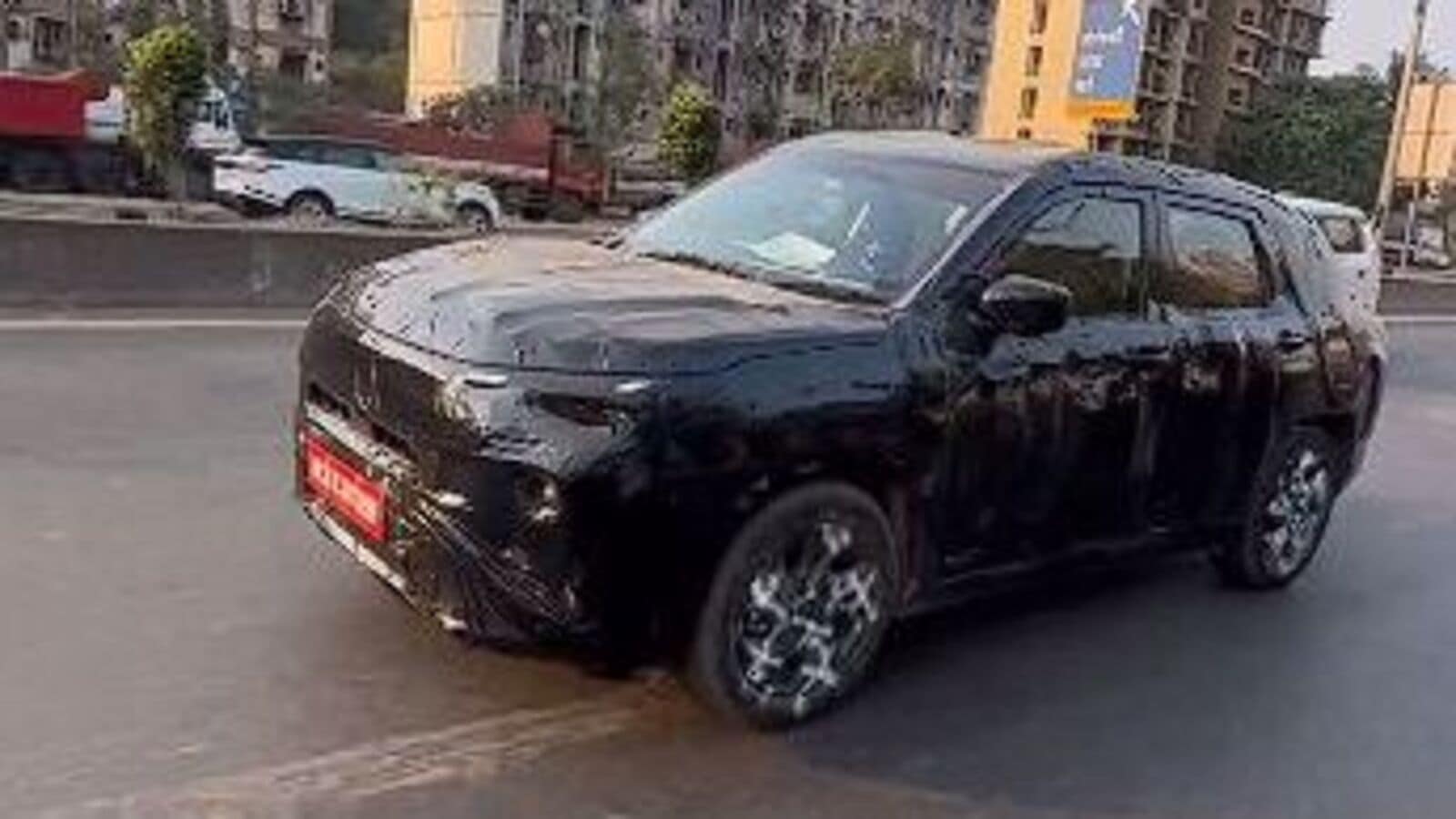 Maruti Suzuki Grand Vitara 7-seater spotted, takes inspiration from e Vitara