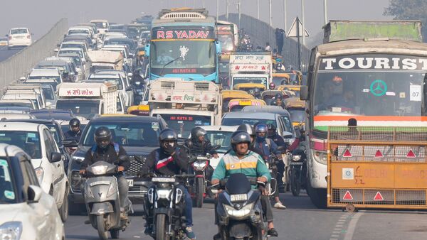 As Pollution Levels Surge, Delhi Prohibits BS-III Petrol and BS-IV Diesel Cars