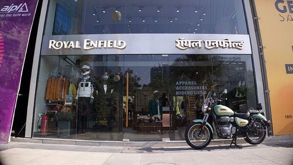 https://www.mobilemasala.com/auto-news/Exclusive-Royal-Enfield-Apparel-Store-Opens-Doors-in-Gurugram-i326977