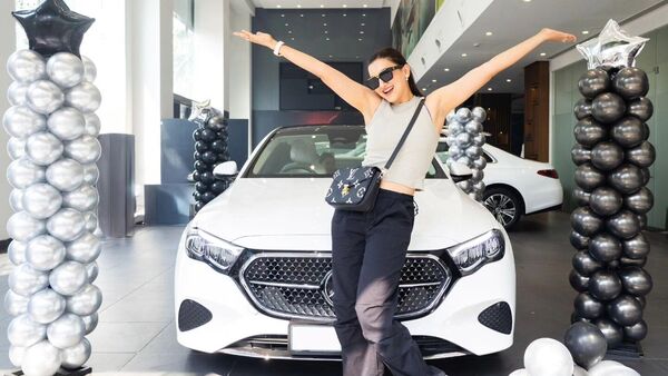 Gauahar Khan Mercedes-Benz E-Class LWB