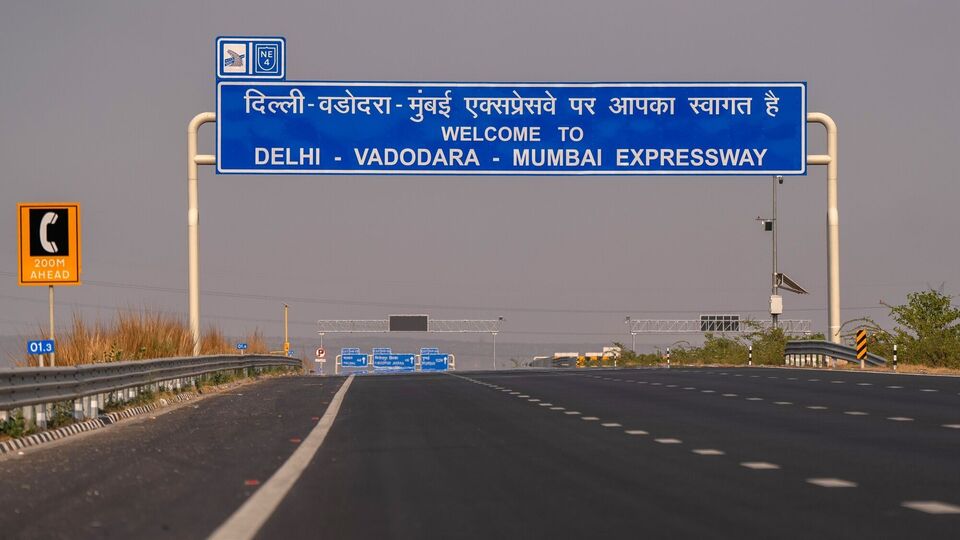 Delhi-Mumbai Expressway