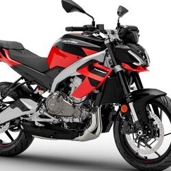 The Aprilia Tuono 457 is essentially a naked RS 457 and carries over the same underpinnings from the full-faired offering