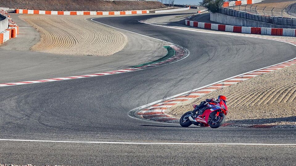 Honda CBR650R