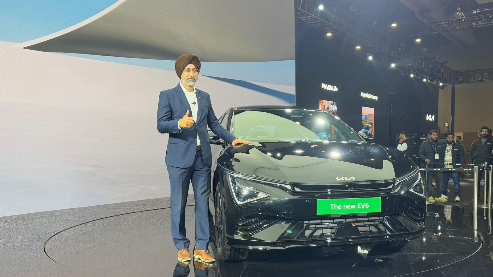 2025 Kia EV6 का भारत मोबिलिटी ग्लोबल एक्सपो 2025 में अनावरण किया गया। रेंज, बैटरी और फीचर्स की जाँच करें