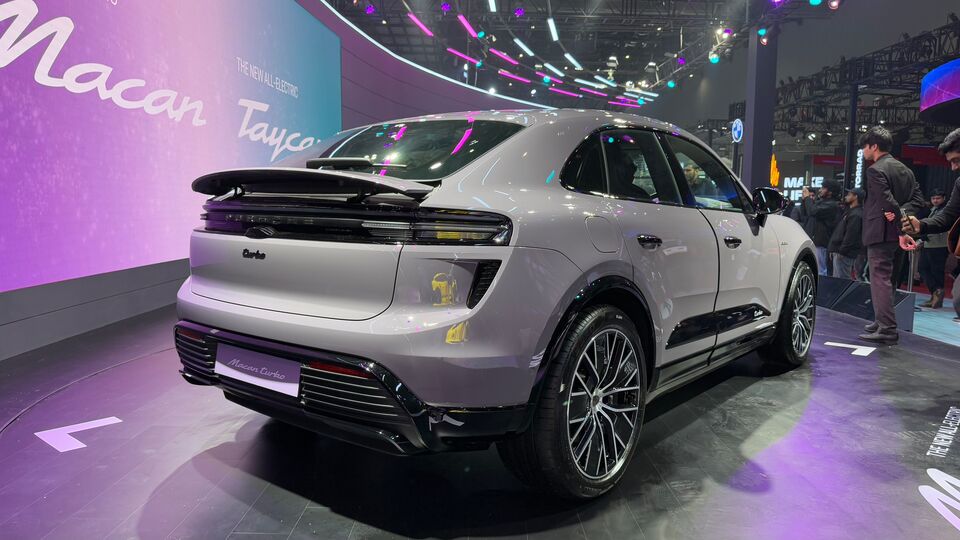 Porsche Macan Turbo Electric