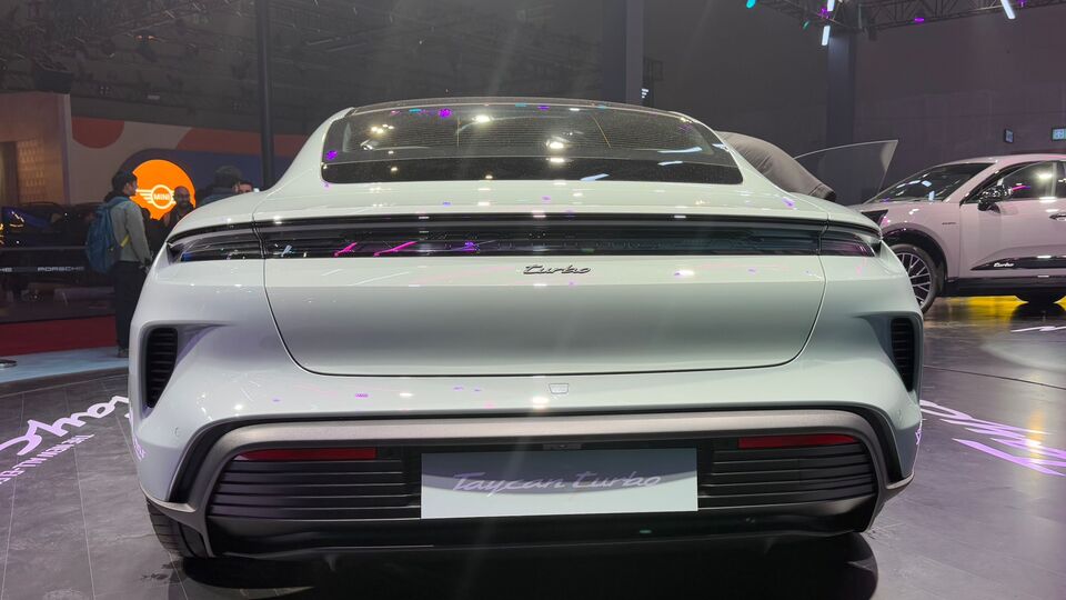 porsche taycan 