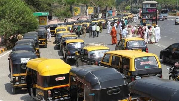 Mumbai taxi