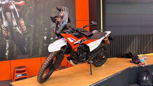 2025 KTM 390 Adventure