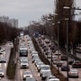 FILE PHOTO: Cars drive on the Mittlerer Ring after the driving ban for vehicles with Euro 5 diesel engines came into force in Munich, Germany, February 1, 2023. REUTERS/Lukas Barth/File Photo (REUTERS)