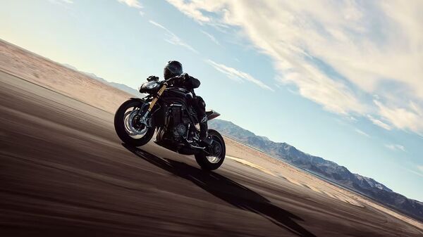 Triumph Speed Triple 1200 RS