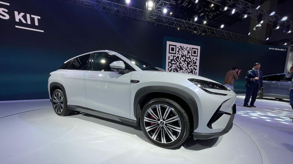 BYD Sealion 7