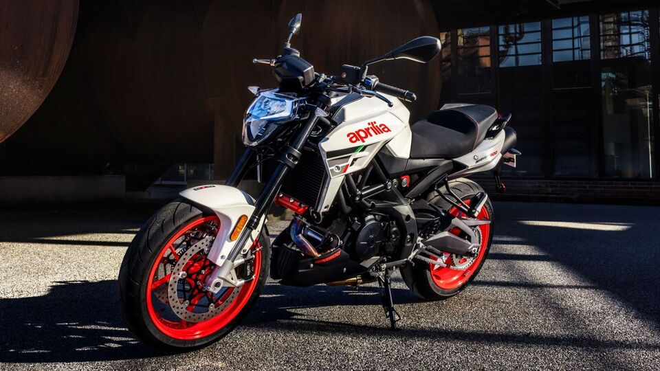 Aprilia Shiver 900