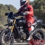 The Triumph Scrambler 400 XE could be the more off-road-friendly version with tubeless spoked wheels flyscreen, and more (Motorrad Magazin)