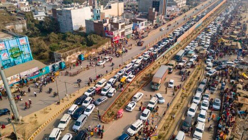 Traffic jam Maha Kumbh 2025