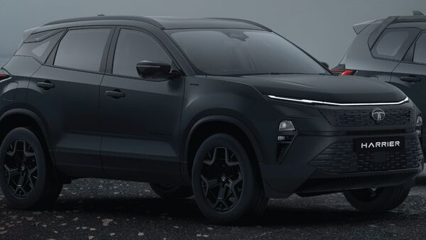 Tata Safari and Harrier Stealth Edition