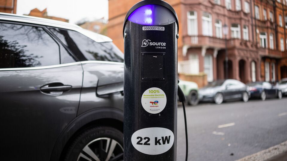 Electric vehicle
