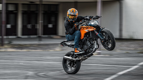 2024 KTM 125 Duke