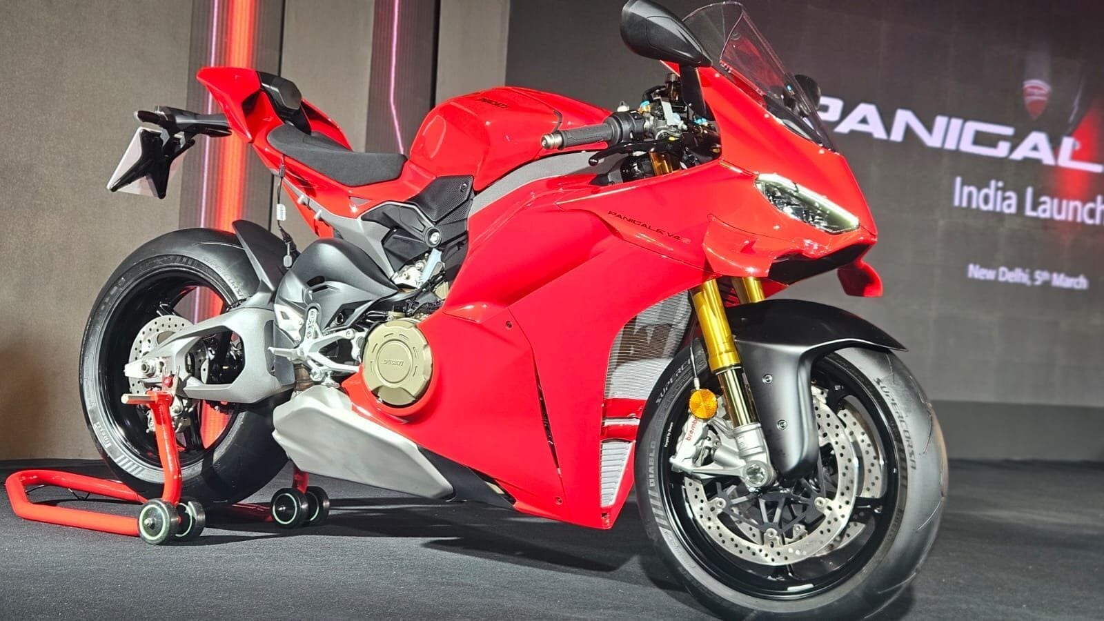 Check out key highlights of the newly launched Ducati Panigale V4 and V4 S motorcycles