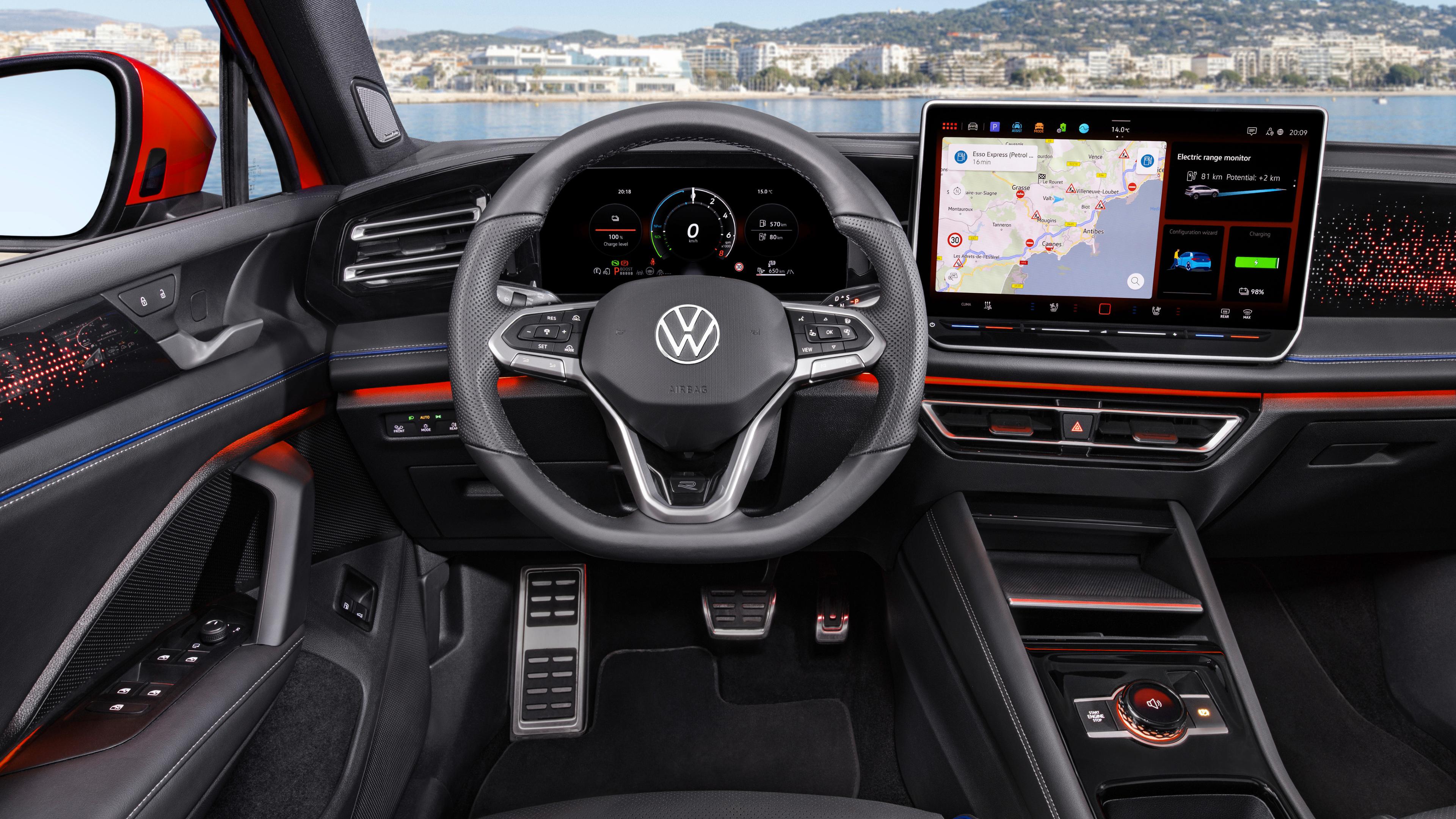 Volkswagen Tiguan R-Line Cabin