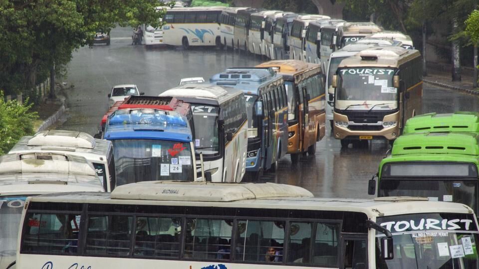 Bus