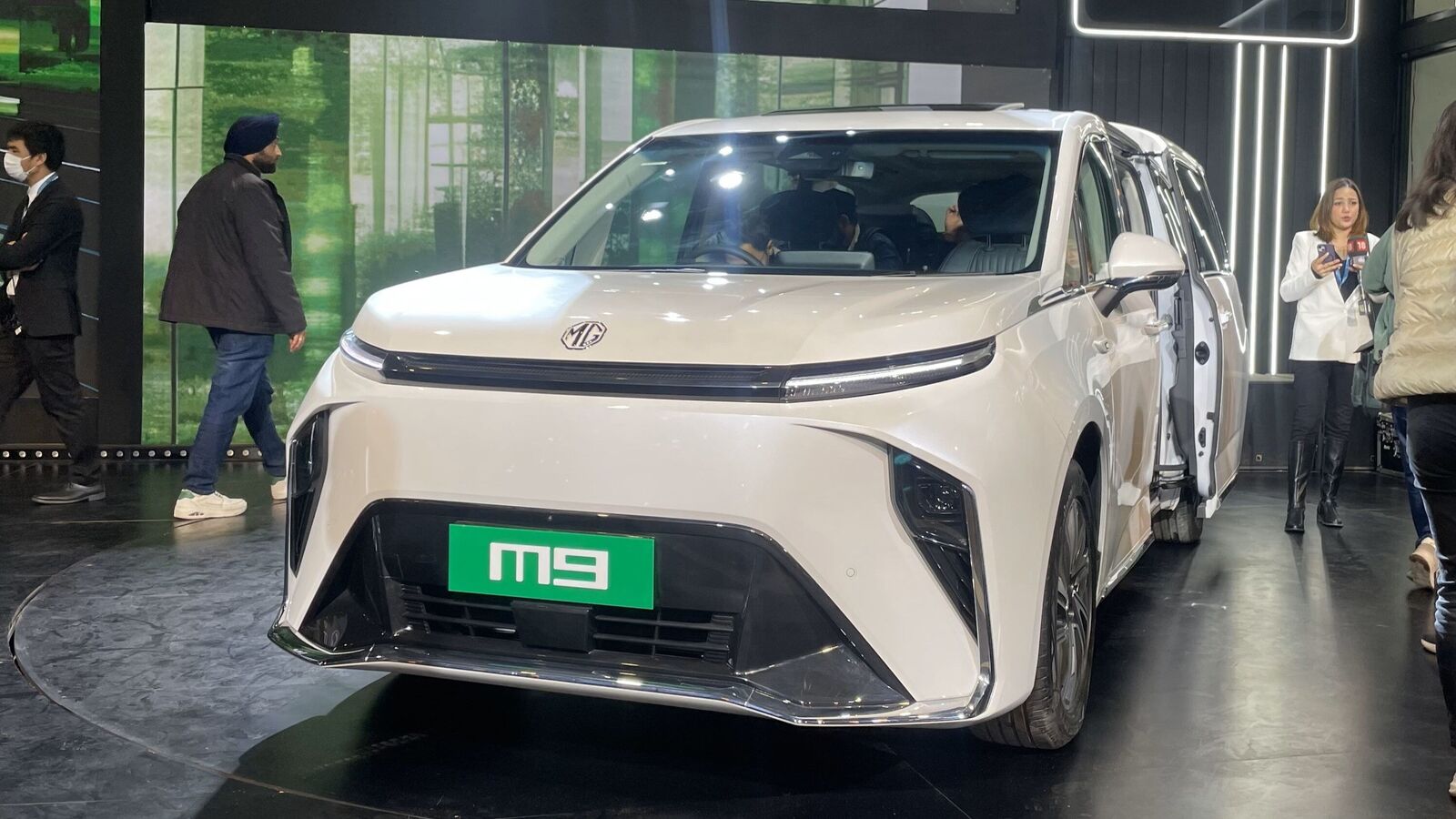 MG M9 Limousine to launch in April 2025: Check battery, range, features and more